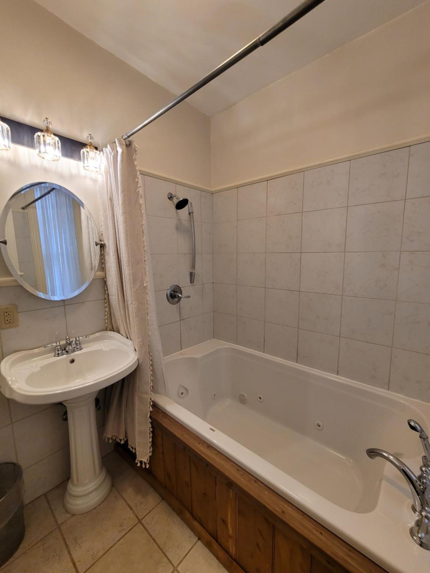 Historic Sion Bass Guest House Форт Уейн Екстериор снимка